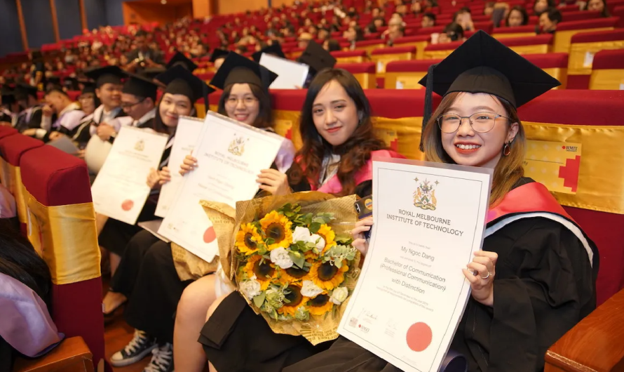 Làm bằng đại học RMIT giá rẻ chất lượng 100% từ phôi thật
