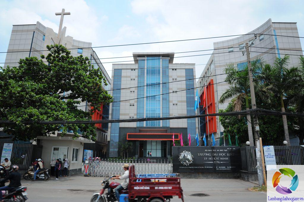 làm bằng đại học Luật TpHCM