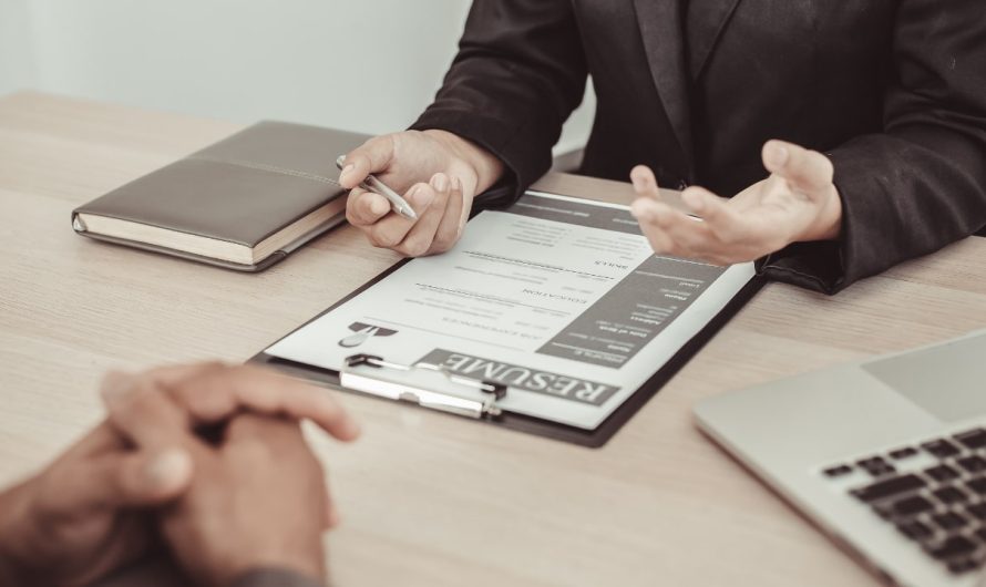 Có Nên Mua Bằng Đại Học Rồi Sử Dụng Bằng đi Xin Việc Không ?