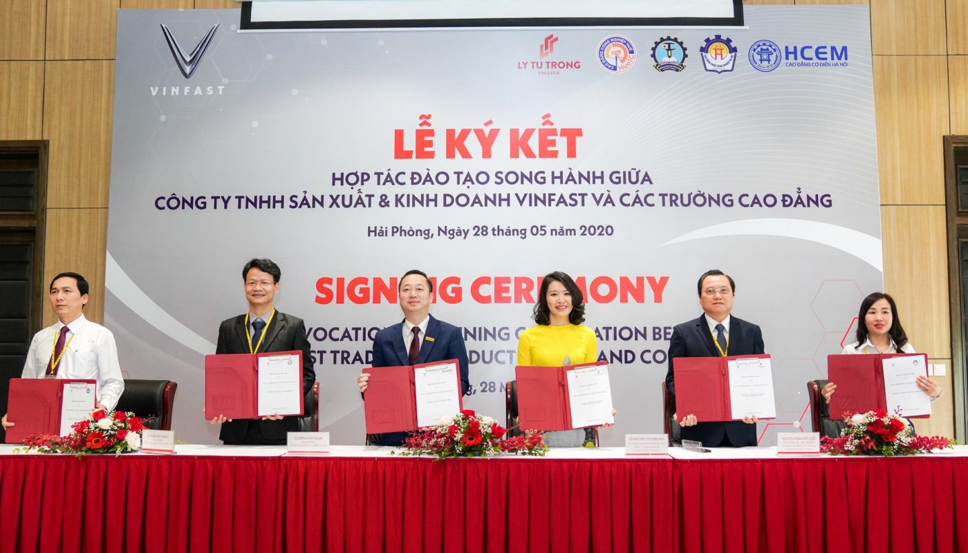 bằng cao đẳng công nghệ ô tô làm vinfast được không