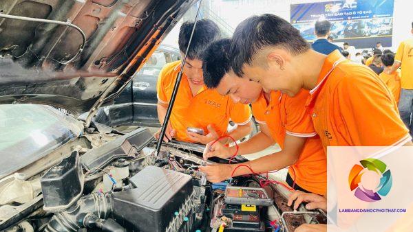 bằng cao đẳng công nghệ ô tô mở gara được không