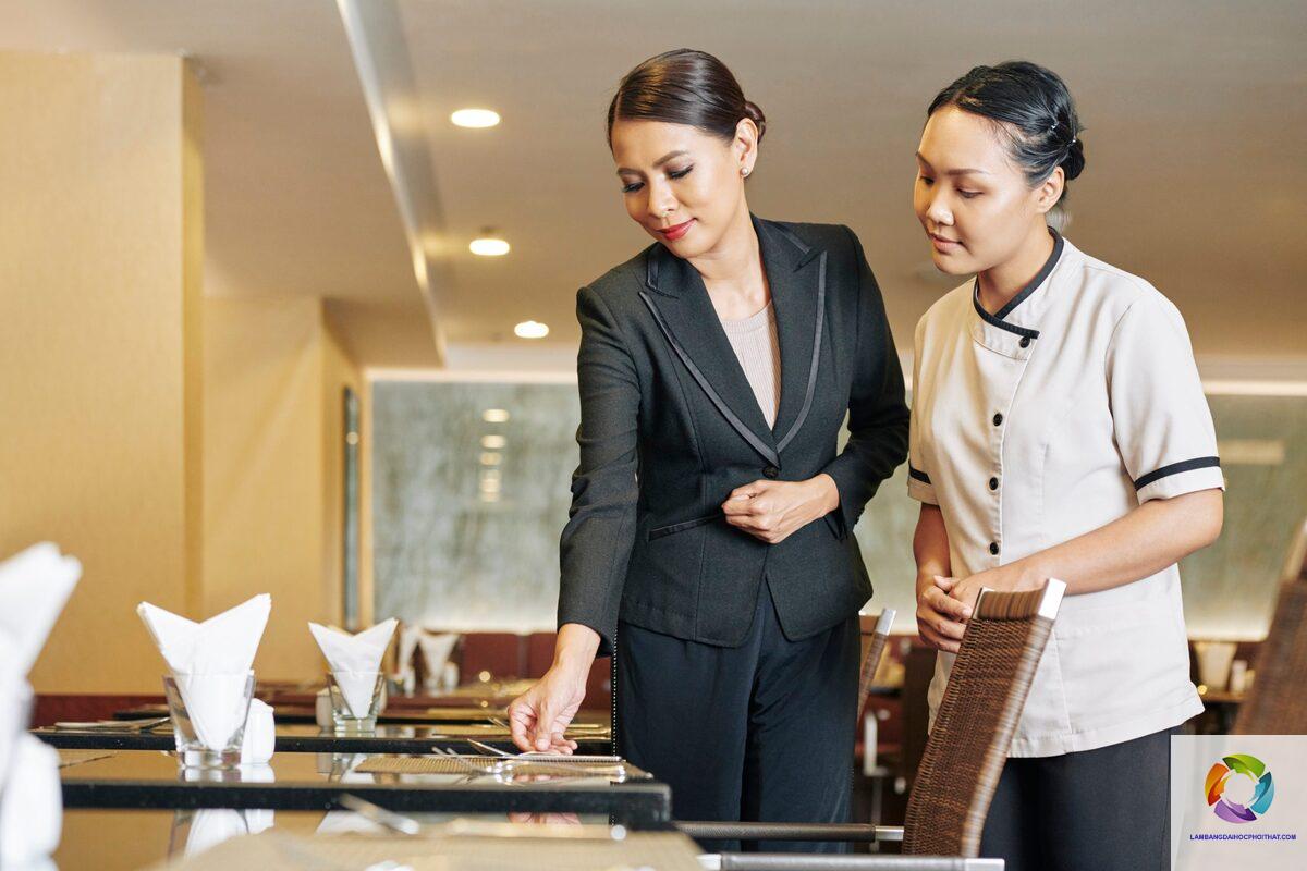 bằng cao đẳng quản trị khách sạn làm quản lý khách sạn được không - Hình 2