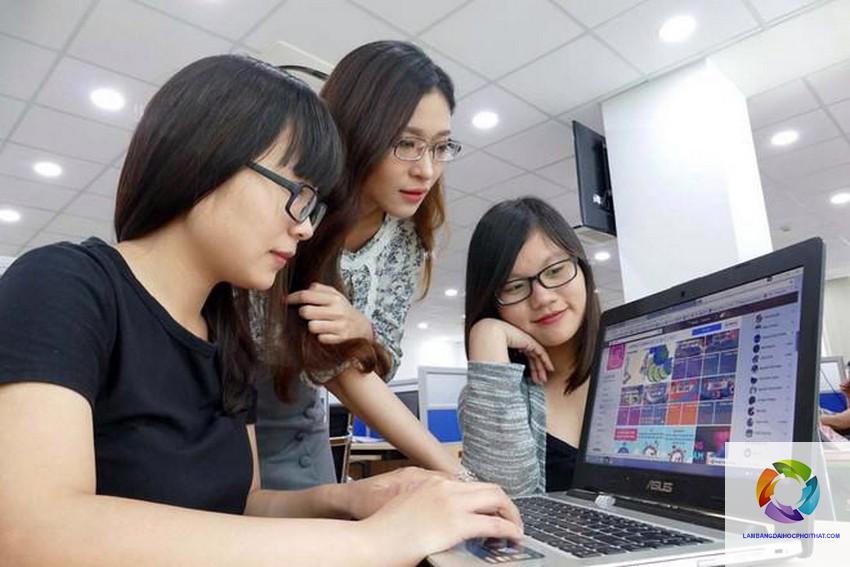 bằng cao đẳng thương mại điện tử có dễ xin việc không - Hình 2