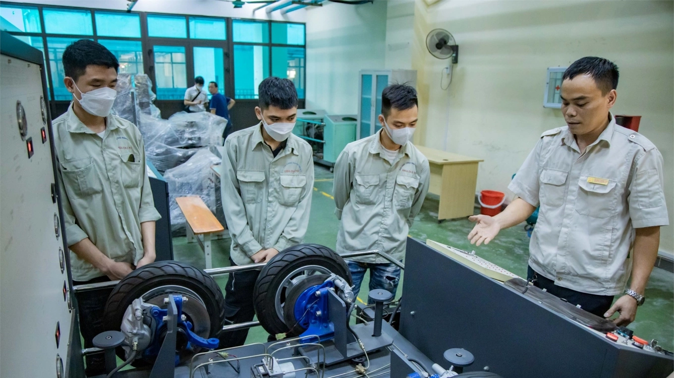 bằng đại học công nghệ ô tô có giá trị gì - Hình 3