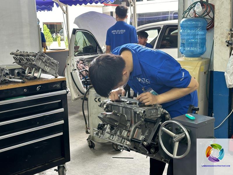 bằng đại học công nghệ ô tô làm kỹ sư hãng xe được không - Hình 3