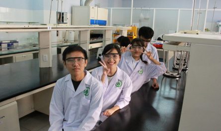 bằng đại học công nghệ sinh học làm phòng thí nghiệm được không