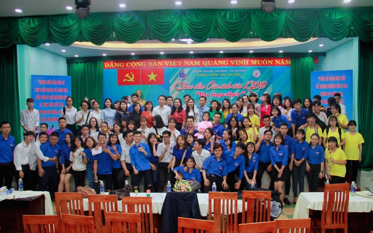 bằng đại học công tác xã hội học mấy năm