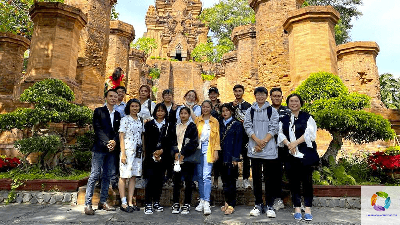 bằng đại học du lịch lữ hành làm nước ngoài được không - Hình 4