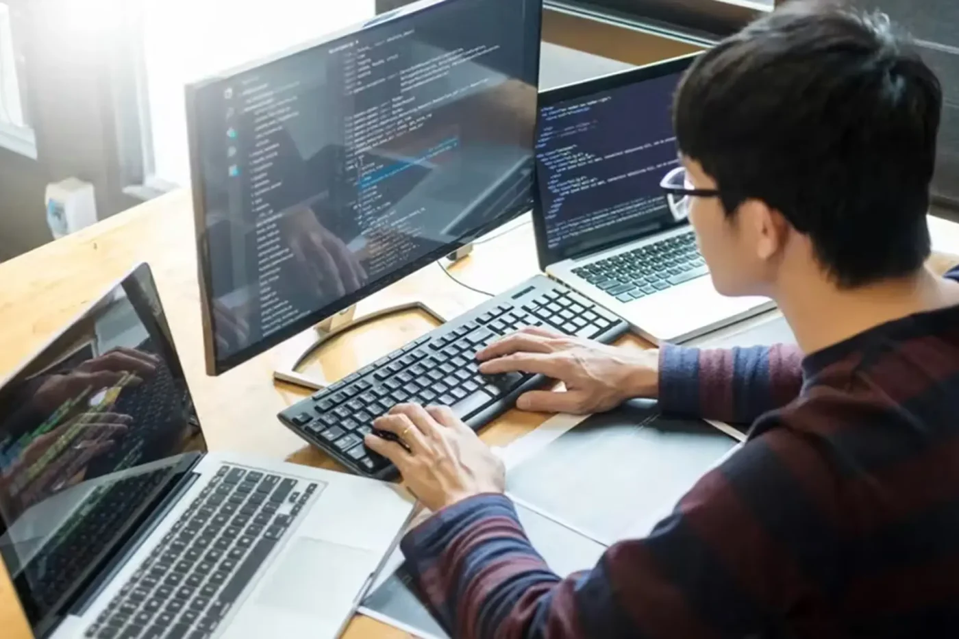 bằng đại học kỹ thuật phần mềm làm freelancer được không - Hình 2