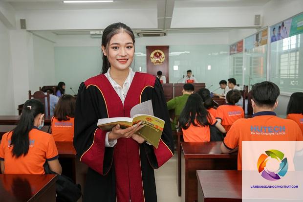 bằng đại học luật kinh tế ra làm gì - Hình 3