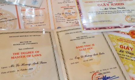 bằng đại học luật quốc tế học lên tiến sĩ được không