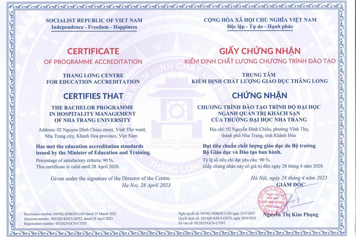 bằng đại học quản trị khách sạn có giá trị gì