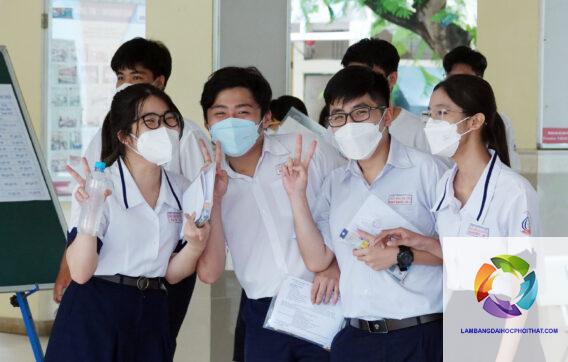 bao nhiêu tuổi học đại học được - Hình 4