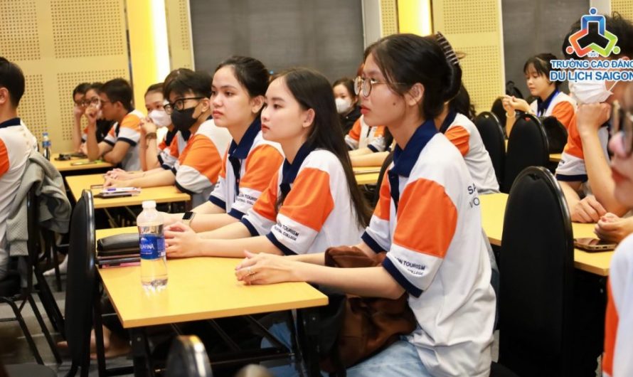 Cao đẳng lên đại học mất bao lâu? Lộ trình chi tiết và những yếu tố ảnh hưởng