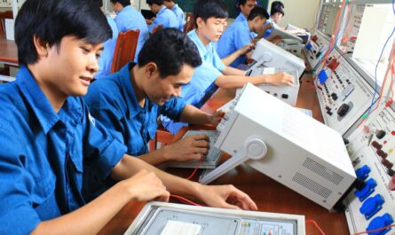 bằng cao đẳng tự động hóa học mấy năm